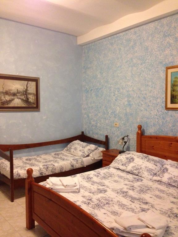 B & B Leonard Acqui Rom Exterior foto